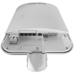 Switch PoE da esterno - 4 RJ45 PoE + 1 Uplink RJ45 + 1 Uplink SF